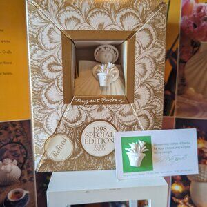 VTG Margaret Furlong Tulip angel special edition new in box
